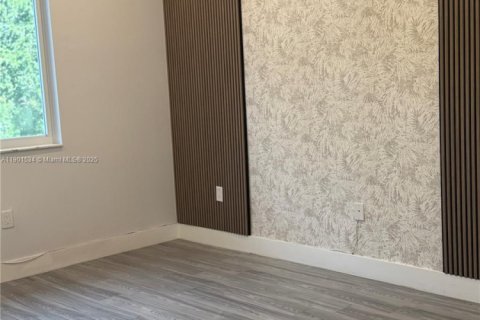 Townhouse in LANDMARK in Doral, Florida 3 bedrooms, 151.24 sq.m. № 1953185 - photo 13