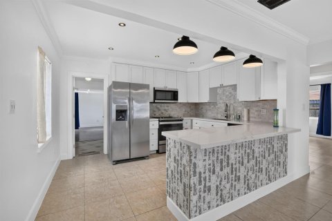 Casa en venta en Hollywood, Florida, 3 dormitorios, 109.53 m2 № 2173843 - foto 13