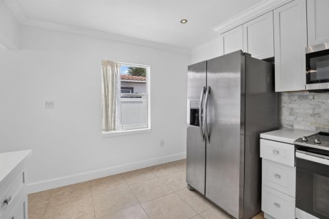 Casa en venta en Hollywood, Florida, 3 dormitorios, 109.53 m2 № 2173843 - foto 16