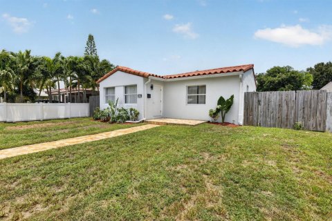 Casa en venta en Hollywood, Florida, 3 dormitorios, 109.53 m2 № 2173843 - foto 6