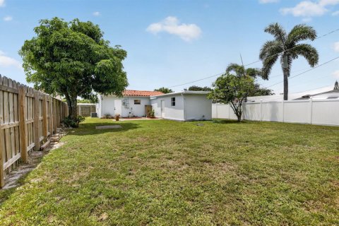 Casa en venta en Hollywood, Florida, 3 dormitorios, 109.53 m2 № 2173843 - foto 3
