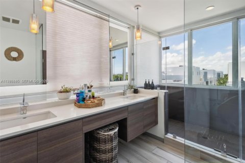 Touwnhouse à louer à Miami Beach, Floride: 3 chambres, 227.98 m2 № 2063020 - photo 20