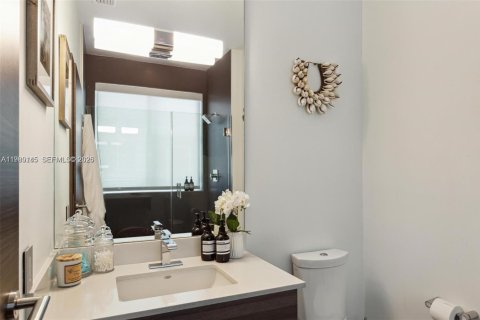 Touwnhouse à louer à Miami Beach, Floride: 3 chambres, 227.98 m2 № 2063020 - photo 19