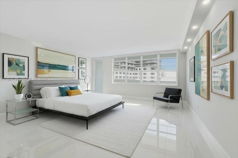 Condominio en venta en Miami Beach, Florida, 4 dormitorios, 238.29 m2 № 1983495 - foto 18