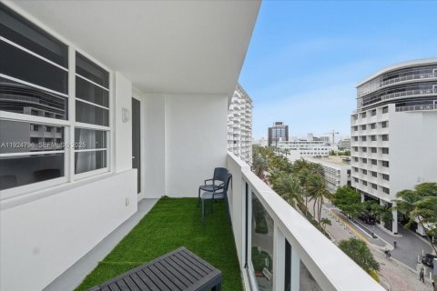 Condominio en venta en Miami Beach, Florida, 4 dormitorios, 238.29 m2 № 1983495 - foto 19