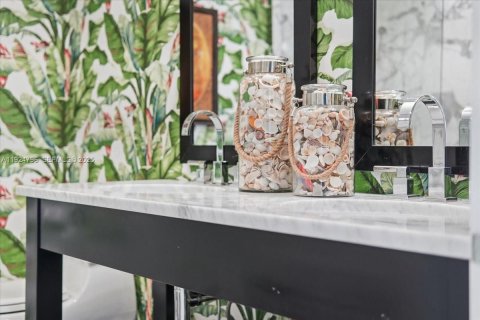 Condominio en venta en Miami Beach, Florida, 4 dormitorios, 238.29 m2 № 1983495 - foto 16