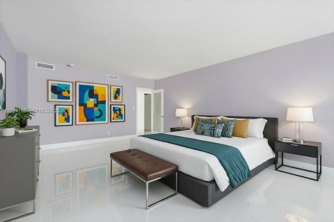 Condominio en venta en Miami Beach, Florida, 4 dormitorios, 238.29 m2 № 1983495 - foto 29