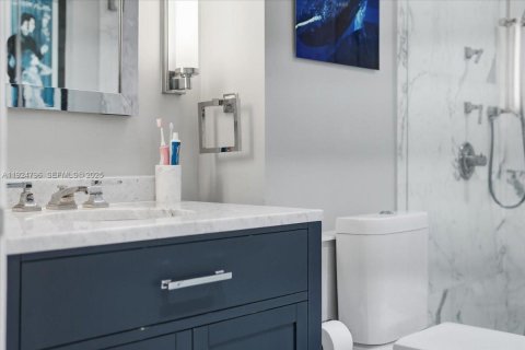 Condominio en venta en Miami Beach, Florida, 4 dormitorios, 238.29 m2 № 1983495 - foto 30