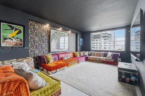 Condominio en venta en Miami Beach, Florida, 4 dormitorios, 238.29 m2 № 1983495 - foto 14