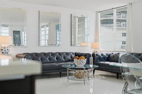 Condominio en venta en Miami Beach, Florida, 4 dormitorios, 238.29 m2 № 1983495 - foto 6