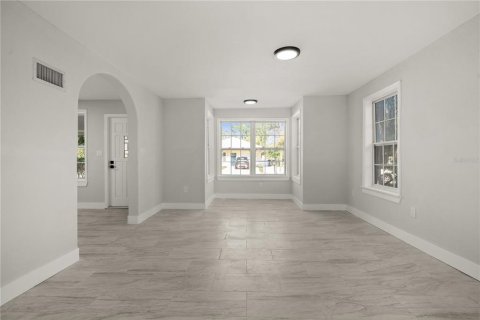 Villa ou maison à vendre à Tarpon Springs, Floride: 3 chambres, 199.18 m2 № 2234452 - photo 4