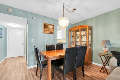 Condo in Largo, Florida, 2 bedrooms  № 1898507 - photo 7