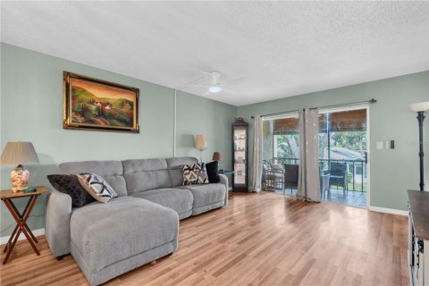 Condo in Largo, Florida, 2 bedrooms  № 1898507 - photo 4