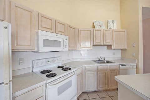 Condominio en venta en Port St. Lucie, Florida, 2 dormitorios, 111.11 m2 № 2242341 - foto 9