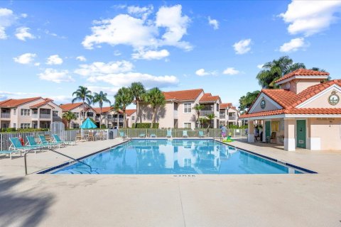 Condominio en venta en Port St. Lucie, Florida, 2 dormitorios, 111.11 m2 № 2242341 - foto 24