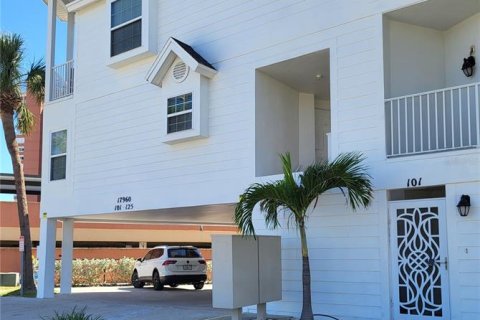 Condo in Redington Shores, Florida, 1 bedroom  № 1745549 - photo 2