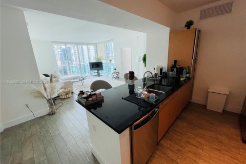 Купить кондоминиум в Майами, Флорида 2 спальни, 119.75м2, № 2003194 - фото 2