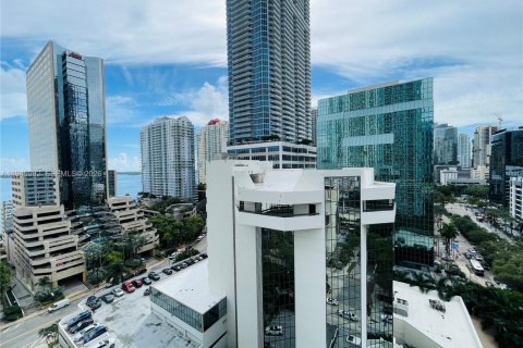 Купить кондоминиум в Майами, Флорида 2 спальни, 119.75м2, № 2003194 - фото 18