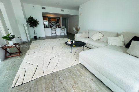 Купить кондоминиум в Майами, Флорида 2 спальни, 119.75м2, № 2003194 - фото 6