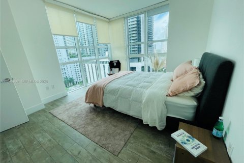 Купить кондоминиум в Майами, Флорида 2 спальни, 119.75м2, № 2003194 - фото 13