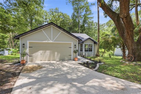 House in Gainesville, Florida 3 bedrooms, 154.87 sq.m. № 2238440 - photo 3