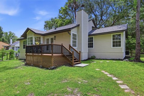 House in Gainesville, Florida 3 bedrooms, 154.87 sq.m. № 2238440 - photo 26