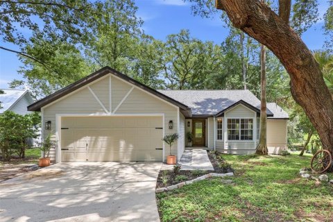 Casa en Gainesville, Florida 3 dormitorios, 154.87 m2 № 2238440