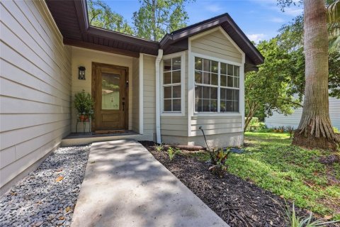 House in Gainesville, Florida 3 bedrooms, 154.87 sq.m. № 2238440 - photo 4
