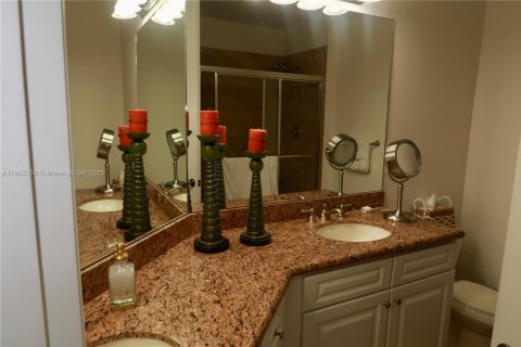 Adosado en alquiler en West Palm Beach, Florida, 2 dormitorios, 169.92 m2 № 1954371 - foto 22