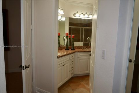 Adosado en alquiler en West Palm Beach, Florida, 2 dormitorios, 169.92 m2 № 1954371 - foto 23