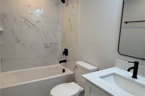 Villa ou maison à vendre à Port Charlotte, Floride: 4 chambres, 117.99 m2 № 1793322 - photo 6