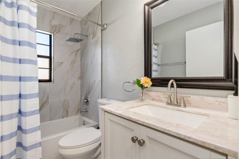 Villa ou maison à vendre à Punta Gorda, Floride: 4 chambres, 121.61 m2 № 2432756 - photo 28