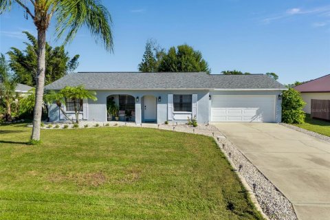 Villa ou maison à vendre à Punta Gorda, Floride: 4 chambres, 121.61 m2 № 2432756 - photo 6