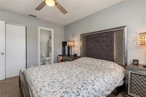 Villa ou maison à vendre à Punta Gorda, Floride: 4 chambres, 121.61 m2 № 2432756 - photo 19