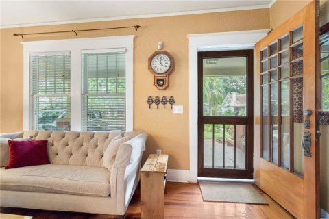 House in Tampa, Florida 3 bedrooms, 125.98 sq.m. № 1828450 - photo 6