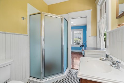 House in Tampa, Florida 3 bedrooms, 125.98 sq.m. № 1828450 - photo 30