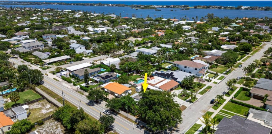 House in West Palm Beach, Florida 3 bedrooms, 125.88 sq.m. № 1161955