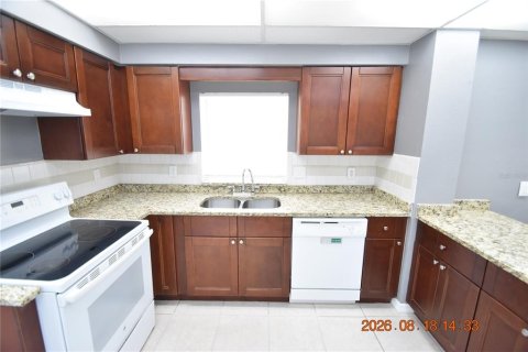 Villa ou maison à louer à Tampa, Floride: 4 chambres, 204.38 m2 № 2318529 - photo 19