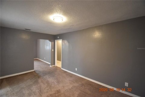 Villa ou maison à louer à Tampa, Floride: 4 chambres, 204.38 m2 № 2318529 - photo 11