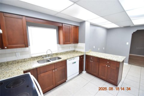 Villa ou maison à louer à Tampa, Floride: 4 chambres, 204.38 m2 № 2318529 - photo 20