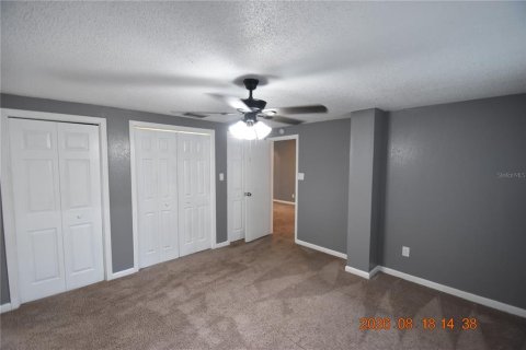 Villa ou maison à louer à Tampa, Floride: 4 chambres, 204.38 m2 № 2318529 - photo 25