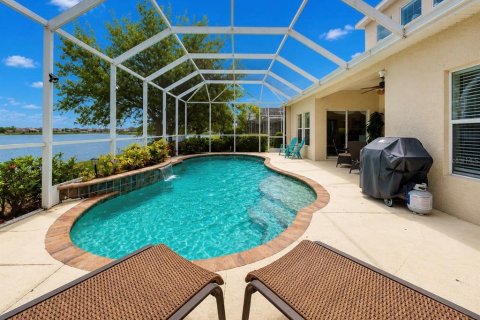 House in Ruskin, Florida 5 bedrooms, 291.34 sq.m. № 2148193 - photo 23