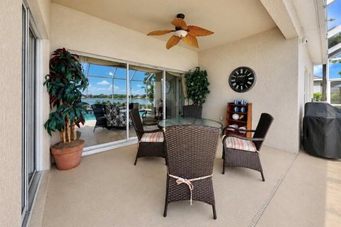 House in Ruskin, Florida 5 bedrooms, 291.34 sq.m. № 2148193 - photo 25