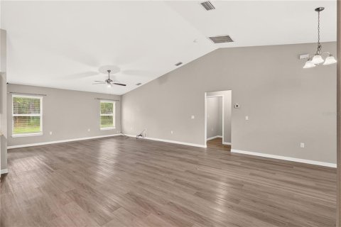 Villa ou maison à vendre à Dunnellon, Floride: 4 chambres, 180.14 m2 № 2381188 - photo 10
