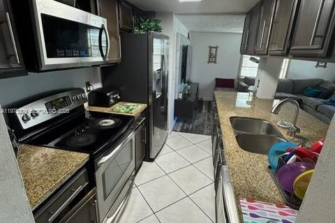 Casa en venta en Miramar, Florida, 5 dormitorios, 176.79 m2 № 2033510 - foto 12