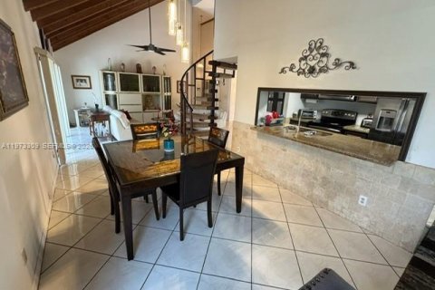 Casa en venta en Miramar, Florida, 5 dormitorios, 176.79 m2 № 2033510 - foto 7