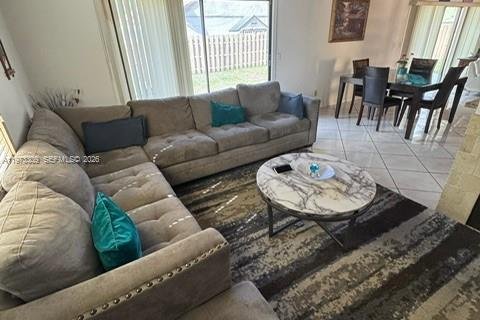 Casa en venta en Miramar, Florida, 5 dormitorios, 176.79 m2 № 2033510 - foto 8