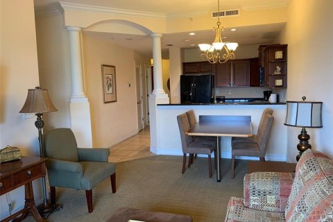 Condo in Tampa, Florida, 2 bedrooms  № 1910021 - photo 10