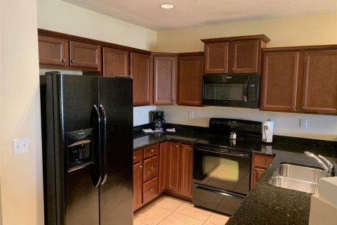 Condo in Tampa, Florida, 2 bedrooms  № 1910021 - photo 13