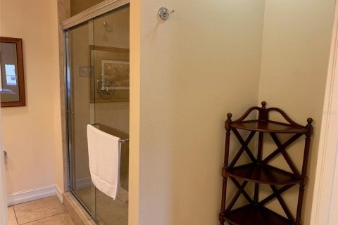 Condo in Tampa, Florida, 2 bedrooms  № 1910021 - photo 8